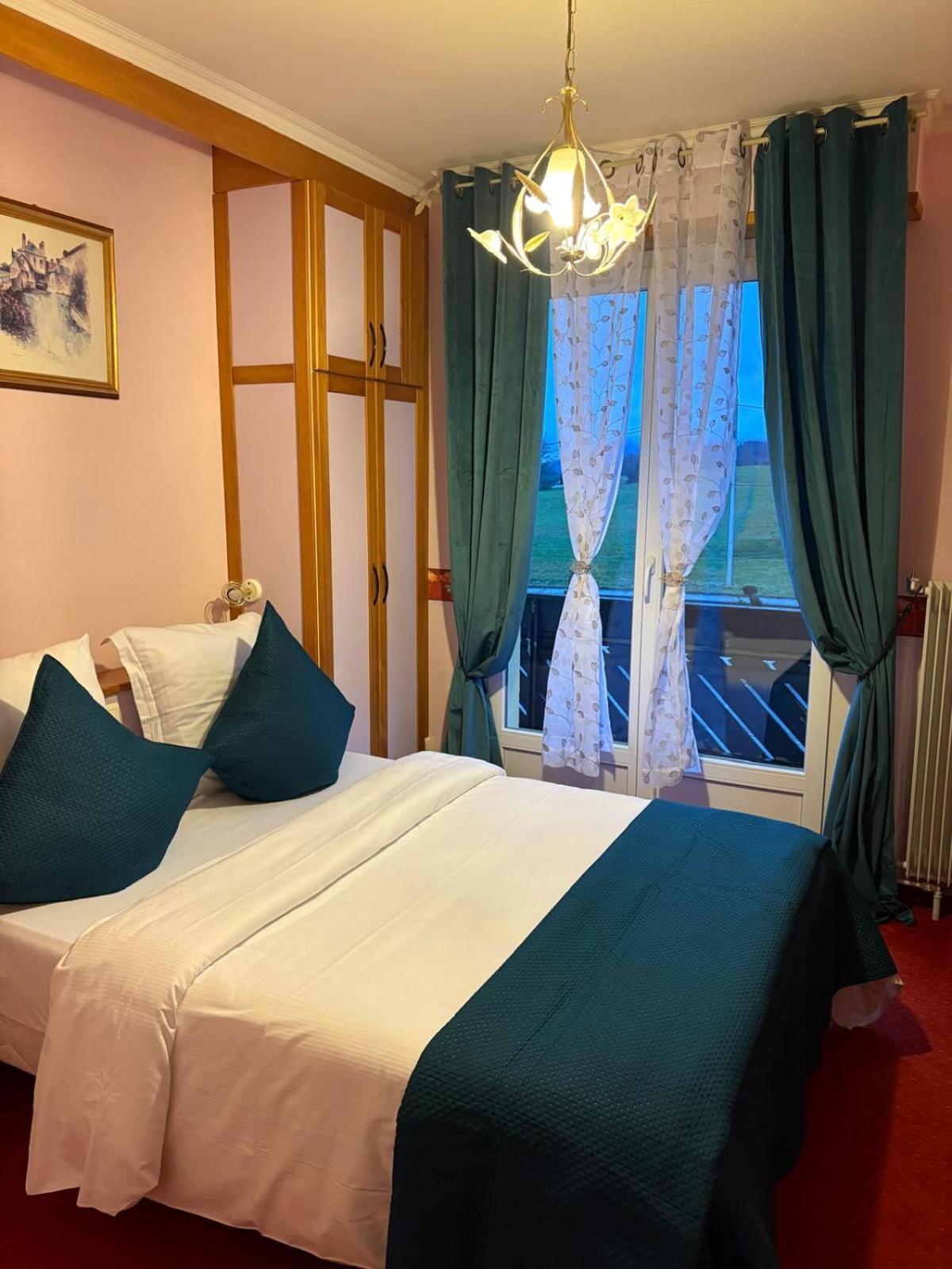 Saales Hotel L'Oree Des Roches מראה חיצוני תמונה