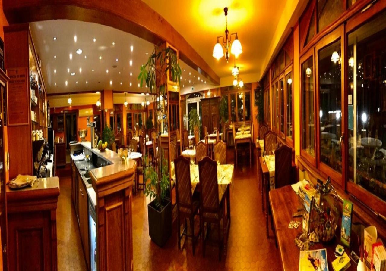 Saales Hotel L'Oree Des Roches מראה חיצוני תמונה